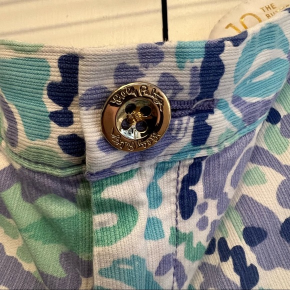 Lilly Pulitzer 5" BUTTERCUP SCALLOP HEM SHORT in Lilly’s Lilac Nice Ink Size 10 - Picture 8 of 13